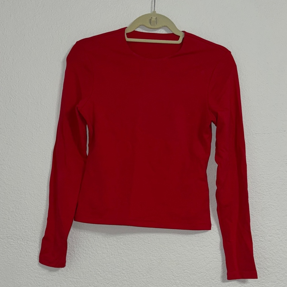 Abercrombie & Fitch Vibrant Red Long Sleeve Tee